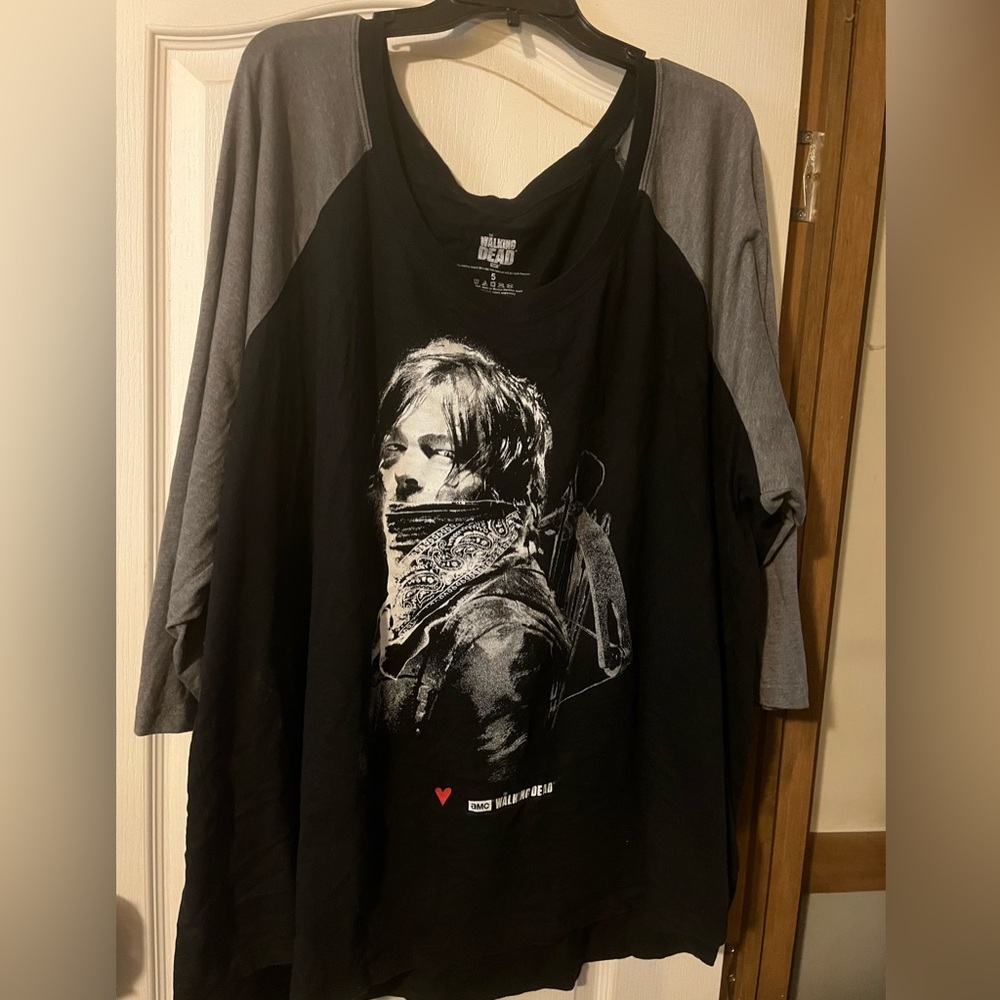 Torrid Walking Dead Daryl Dixon tshirt